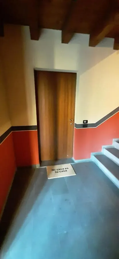 Cozy Flat + Parking Close To City Center/Airport Bérgamo